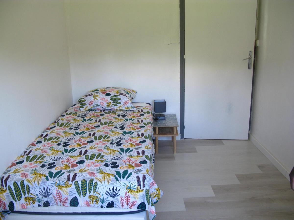Location& Gites Sarrians Esterno foto